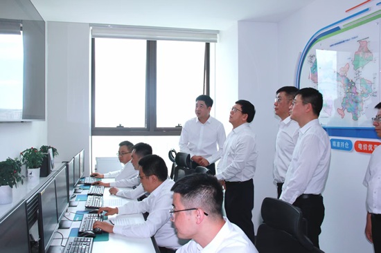 37120a49064f4384b5e170cbedc5f1c2