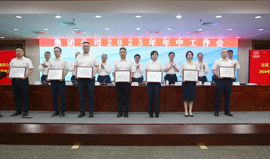 ad9b425dd2f24a37873e5ebfb5cd624a