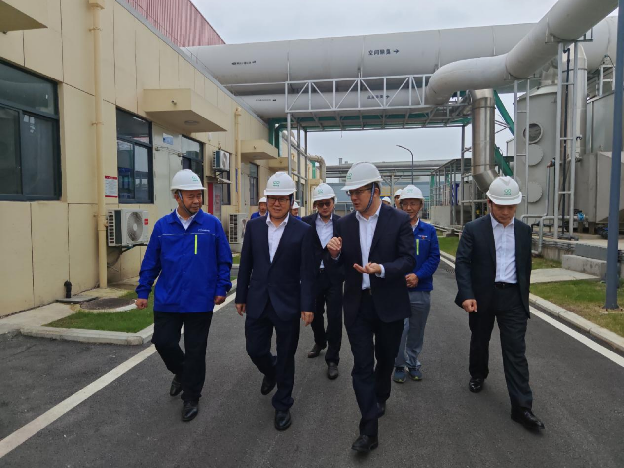 0a142f85247942dab140a537a9c05b7b