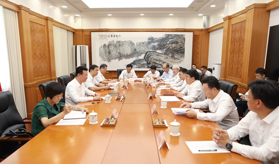 7dd000d7cb724c83b81735eb517c4de8