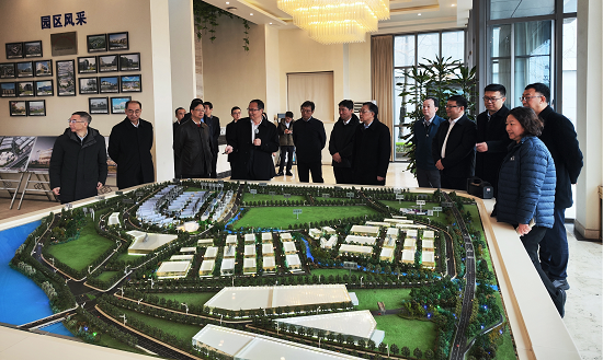 fe5ca728ef6c4f8ba4c313a582831708