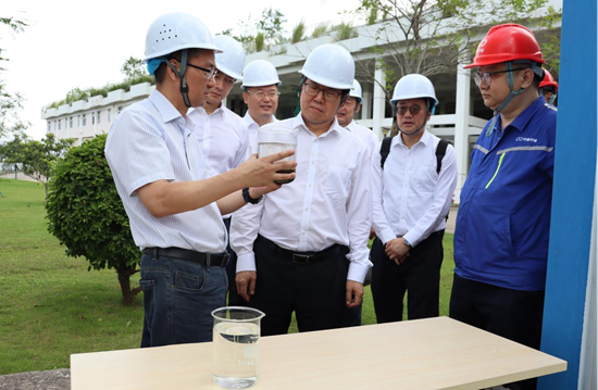 c107afe185e64c5ab0064505b4e45cfb