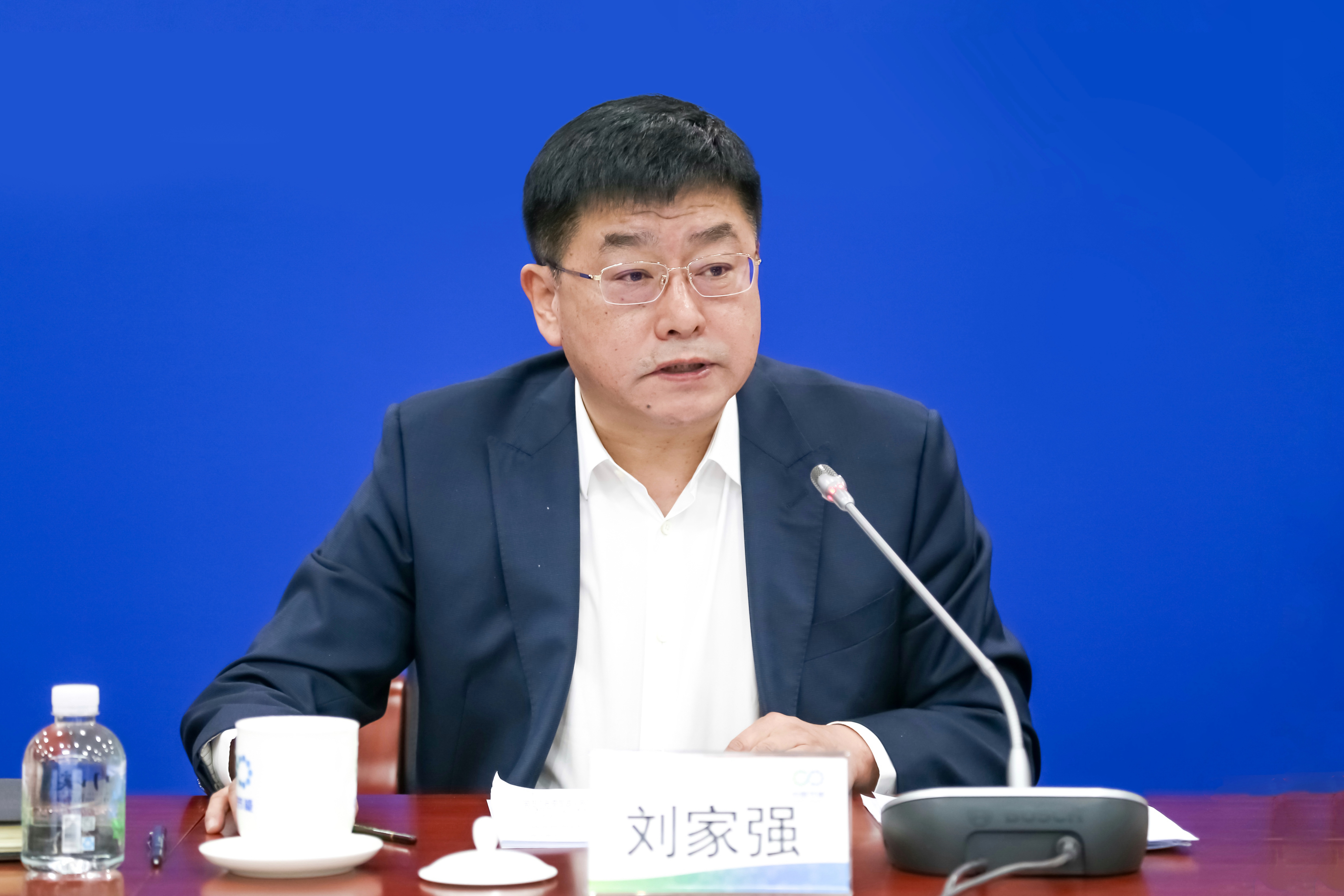 9deba55c92ba441798bdcc47b1a15e52 9deba55c92ba441798bdcc47b1a15e52